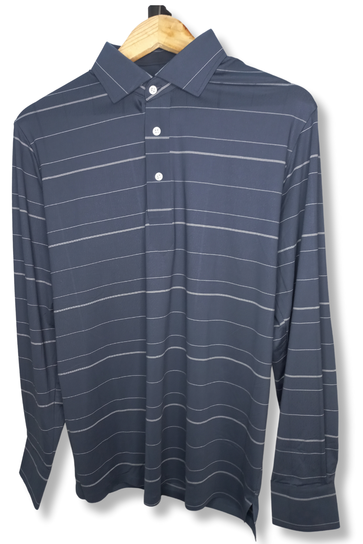 Elegant front profile with a smooth texture for a sharp, formal look.