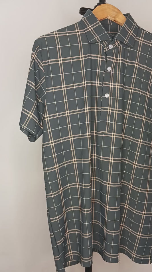 This Vision Shirt Tee features a Corporate Light Blue & Grey color scheme with a Yarn Dyed Checks design.
